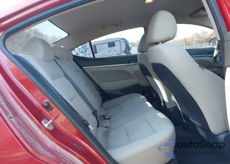 2018 Hyundai Elantra Sel z USA, uszkodzony, nr VIN 5NPD84LF8JH341605